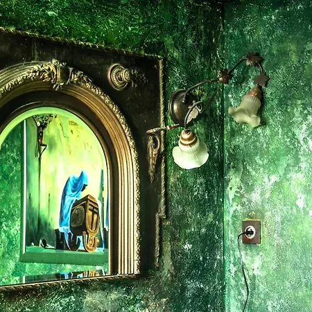 Daire Attic Varşova